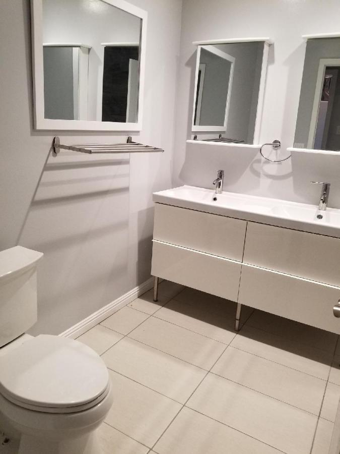 Private Room In Los Angeles With Wifi And Ac And Private Fridge!!! Exterior photo
