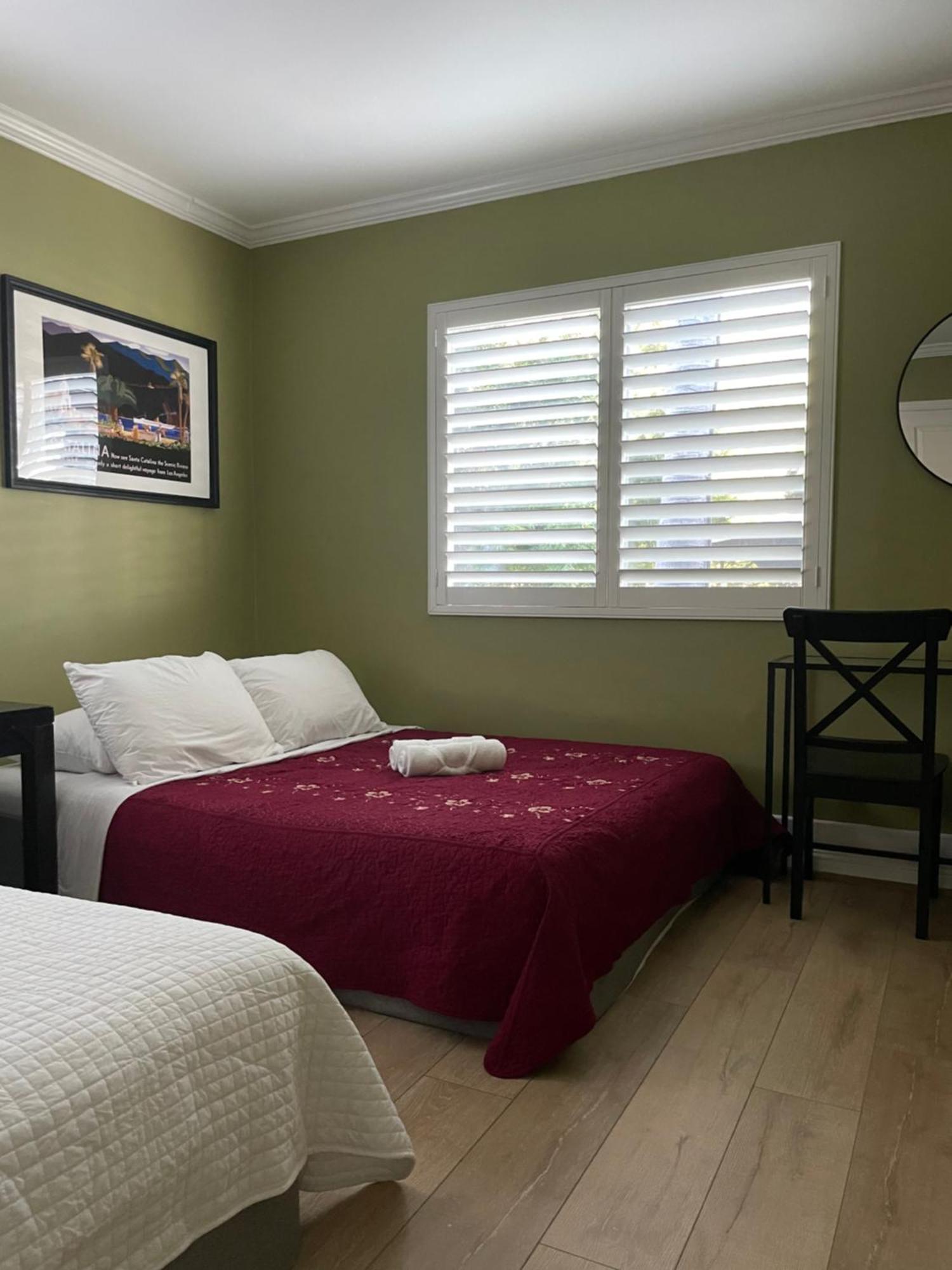 Private Room In Los Angeles With Wifi And Ac And Private Fridge!!! Exterior photo